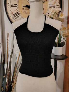 Black Stretch Halter Top | XS/S